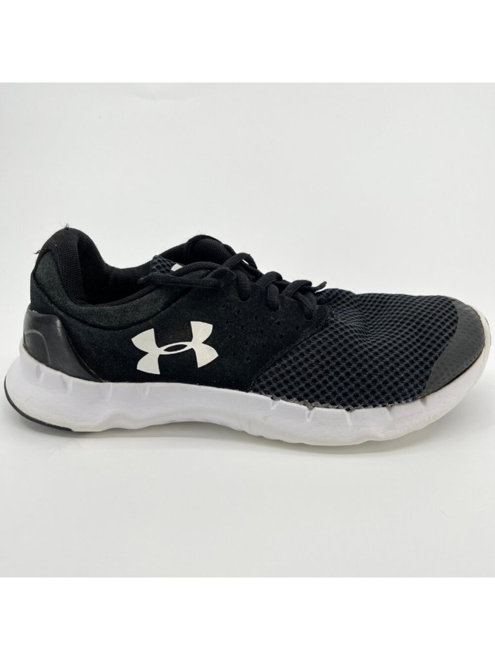 Under Armour Flow RN TCK Boys Size 7Y Black Athletic Running Shoes Sneakers